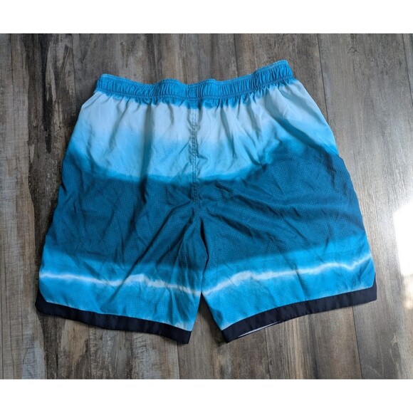 NIKE XXL OPTIC HALO HORIZON 8.5" SWIM VOLLEY TRUNKS Lt Blue Fury - Picture 5 of 5